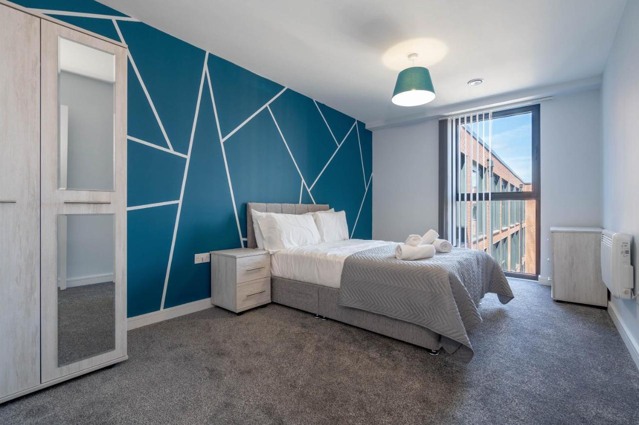 *New Build* 1 Bed Modern Apt - With Juliet Balcony - Roof Top Terrace - Digbeth, Birmingham City Centre - Free Netflix & Smart Tv Exterior photo