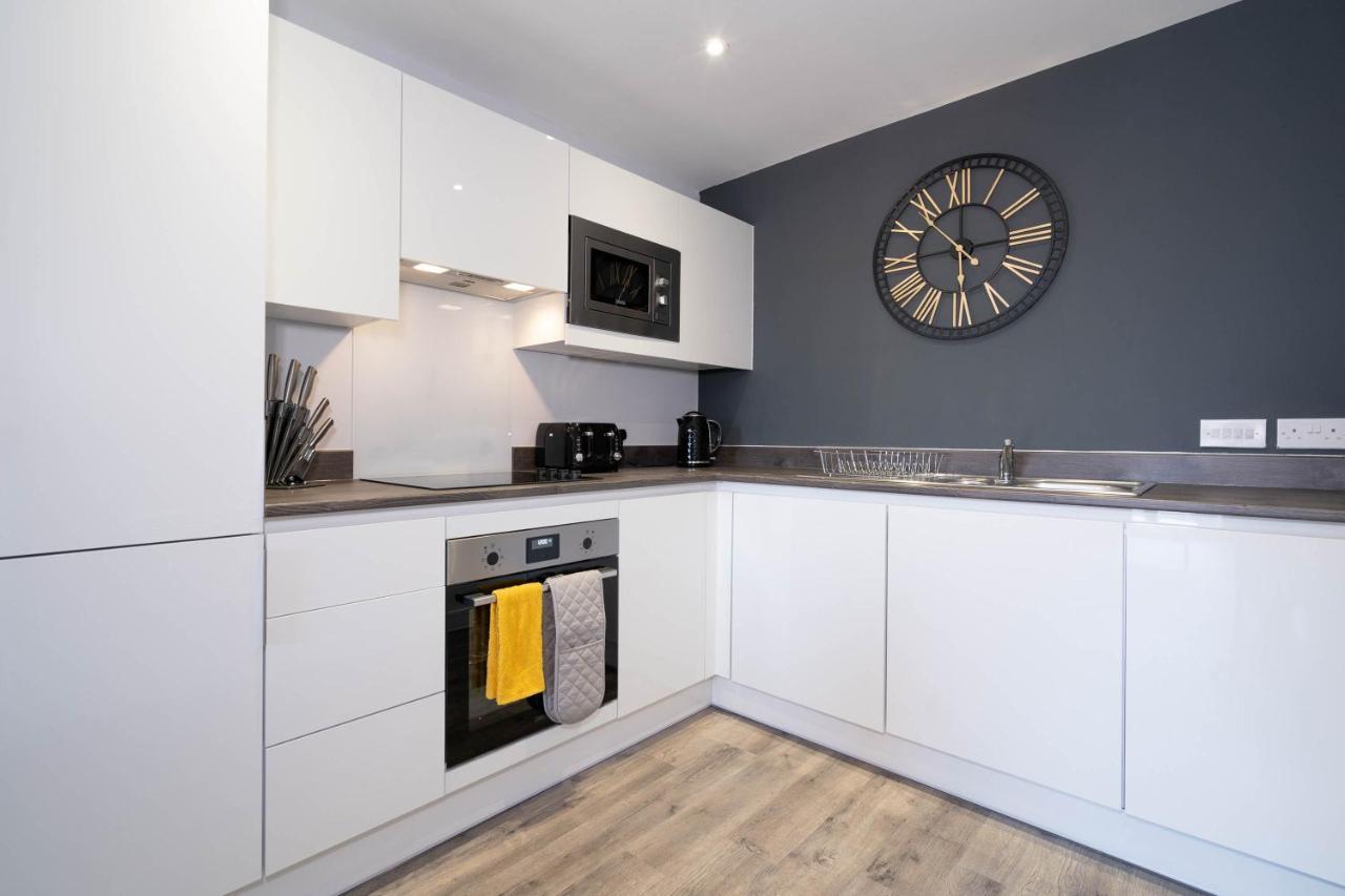 *New Build* 1 Bed Modern Apt - With Juliet Balcony - Roof Top Terrace - Digbeth, Birmingham City Centre - Free Netflix & Smart Tv Exterior photo