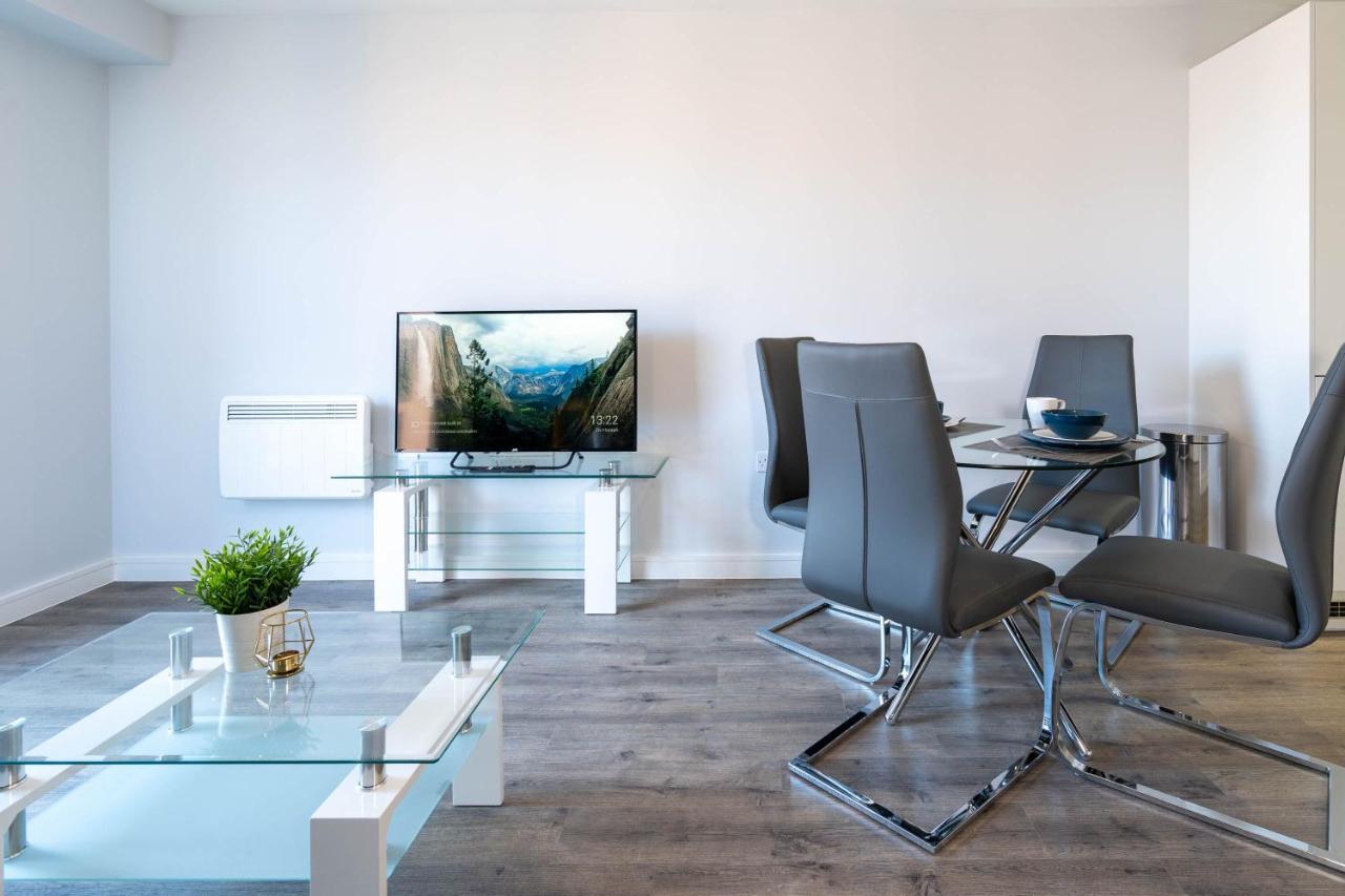 *New Build* 1 Bed Modern Apt - With Juliet Balcony - Roof Top Terrace - Digbeth, Birmingham City Centre - Free Netflix & Smart Tv Exterior photo