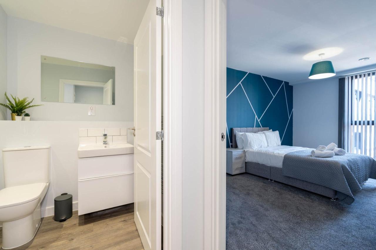 *New Build* 1 Bed Modern Apt - With Juliet Balcony - Roof Top Terrace - Digbeth, Birmingham City Centre - Free Netflix & Smart Tv Exterior photo