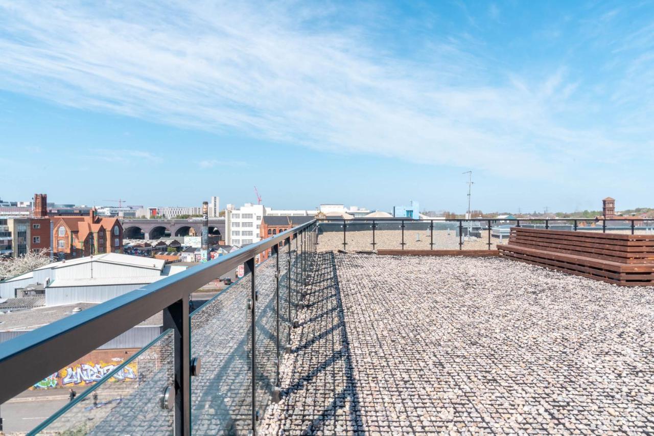*New Build* 1 Bed Modern Apt - With Juliet Balcony - Roof Top Terrace - Digbeth, Birmingham City Centre - Free Netflix & Smart Tv Exterior photo