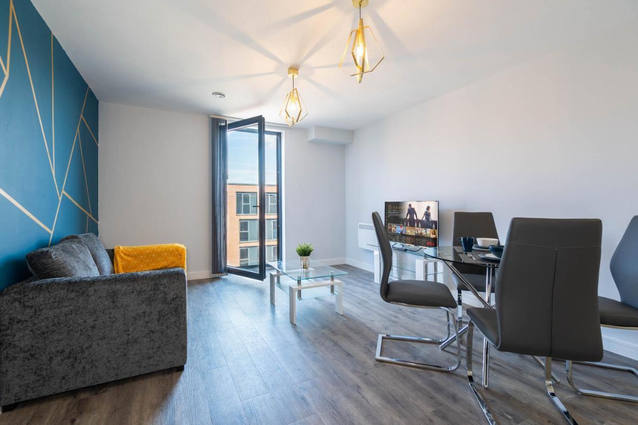*New Build* 1 Bed Modern Apt - With Juliet Balcony - Roof Top Terrace - Digbeth, Birmingham City Centre - Free Netflix & Smart Tv Exterior photo