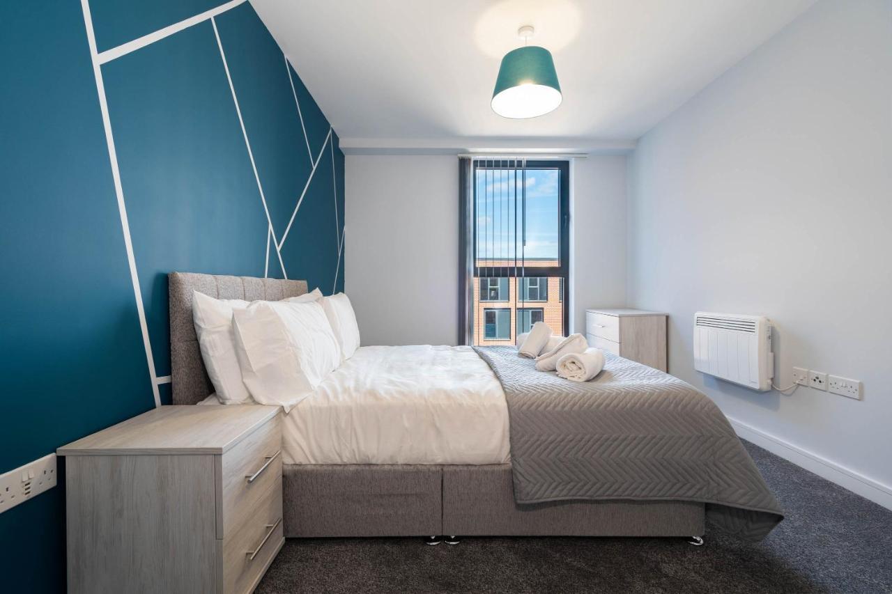 *New Build* 1 Bed Modern Apt - With Juliet Balcony - Roof Top Terrace - Digbeth, Birmingham City Centre - Free Netflix & Smart Tv Exterior photo